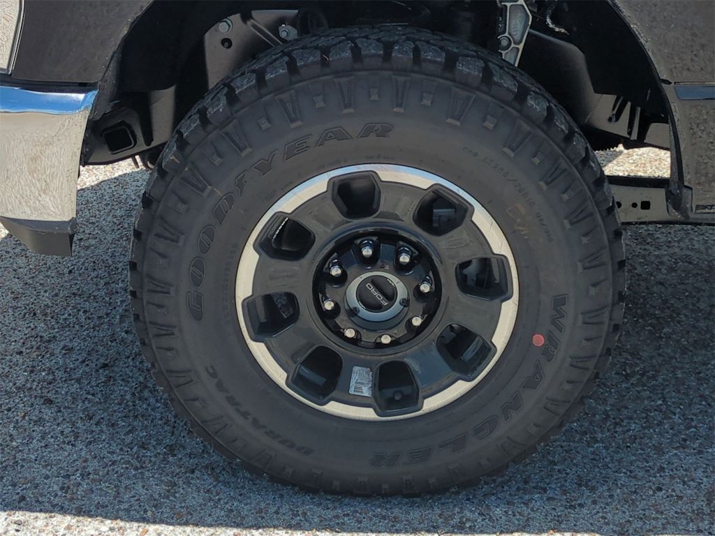 Thumbnail: 2025 Ford F-250 - 8