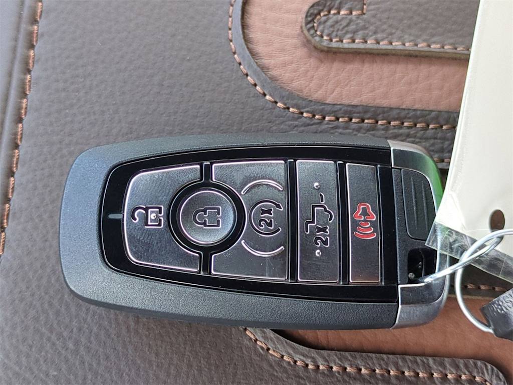 Thumbnail: 2025 Ford F-250 - 18