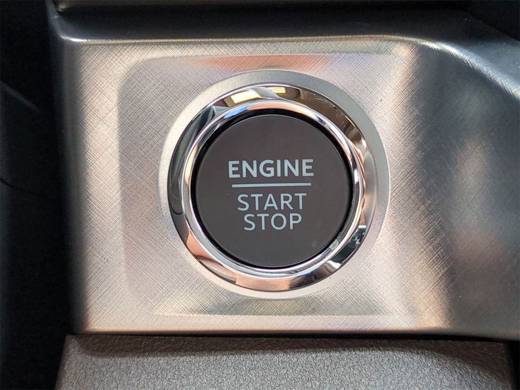 Thumbnail: 2025 Ford F-250 - 27