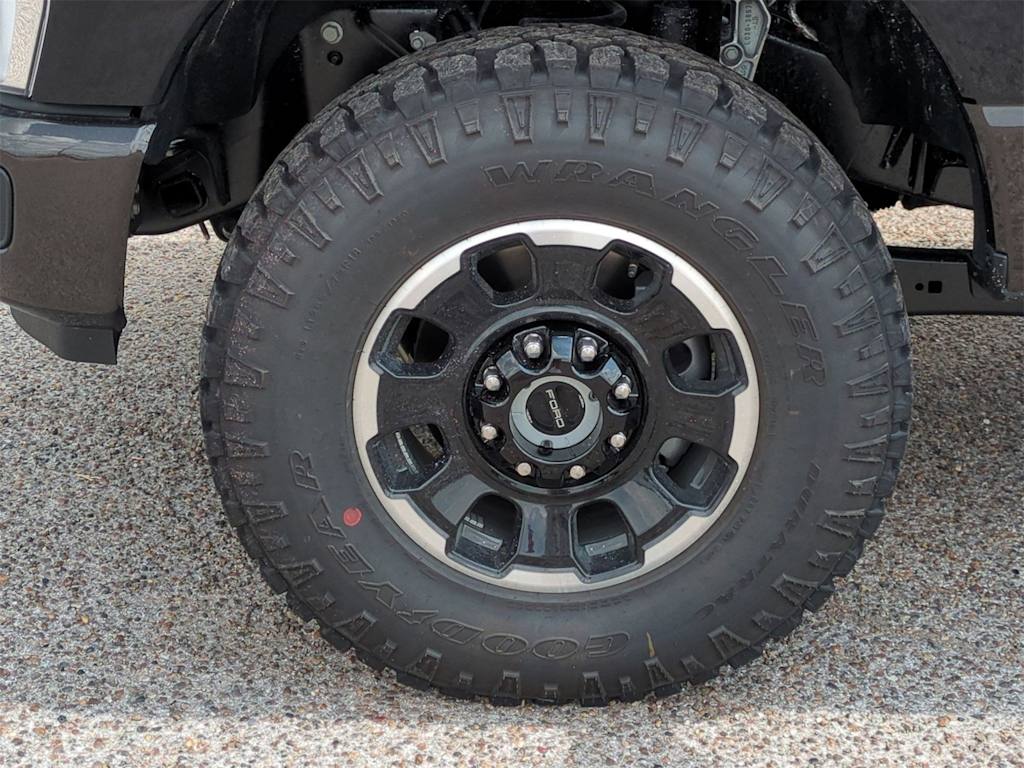 Thumbnail: 2025 Ford F-250 - 8