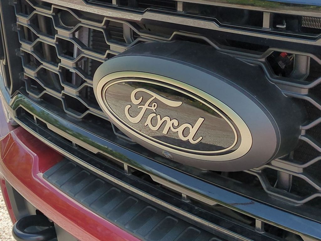 Thumbnail: 2025 Ford F-250 - 7