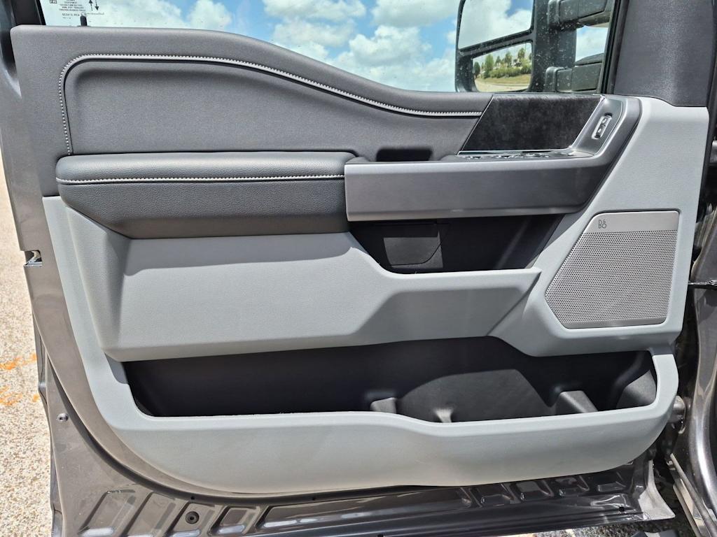 Thumbnail: 2026 Ford F-250 - 31