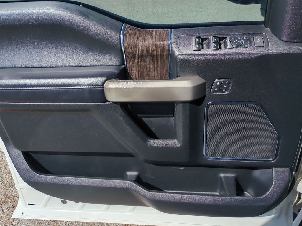 Thumbnail: 2021 Ford F-250 - 30