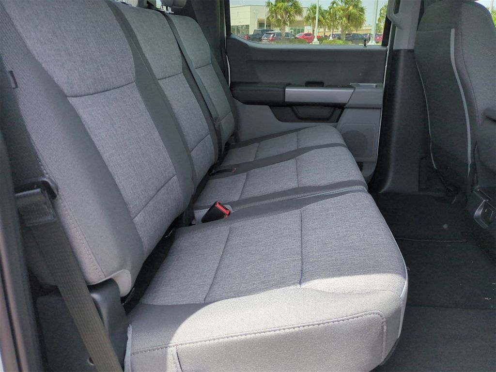 Thumbnail: 2025 Ford F-250 - 31