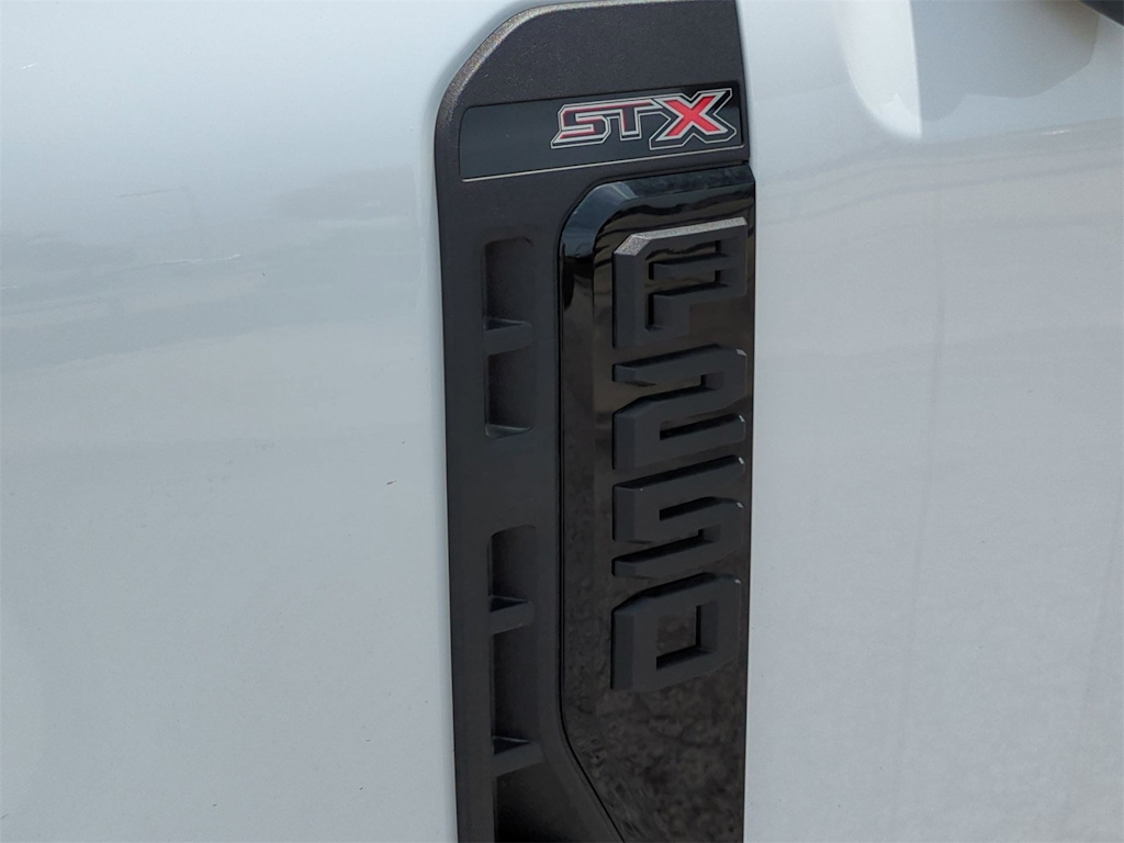 Thumbnail: 2025 Ford F-250 - 18