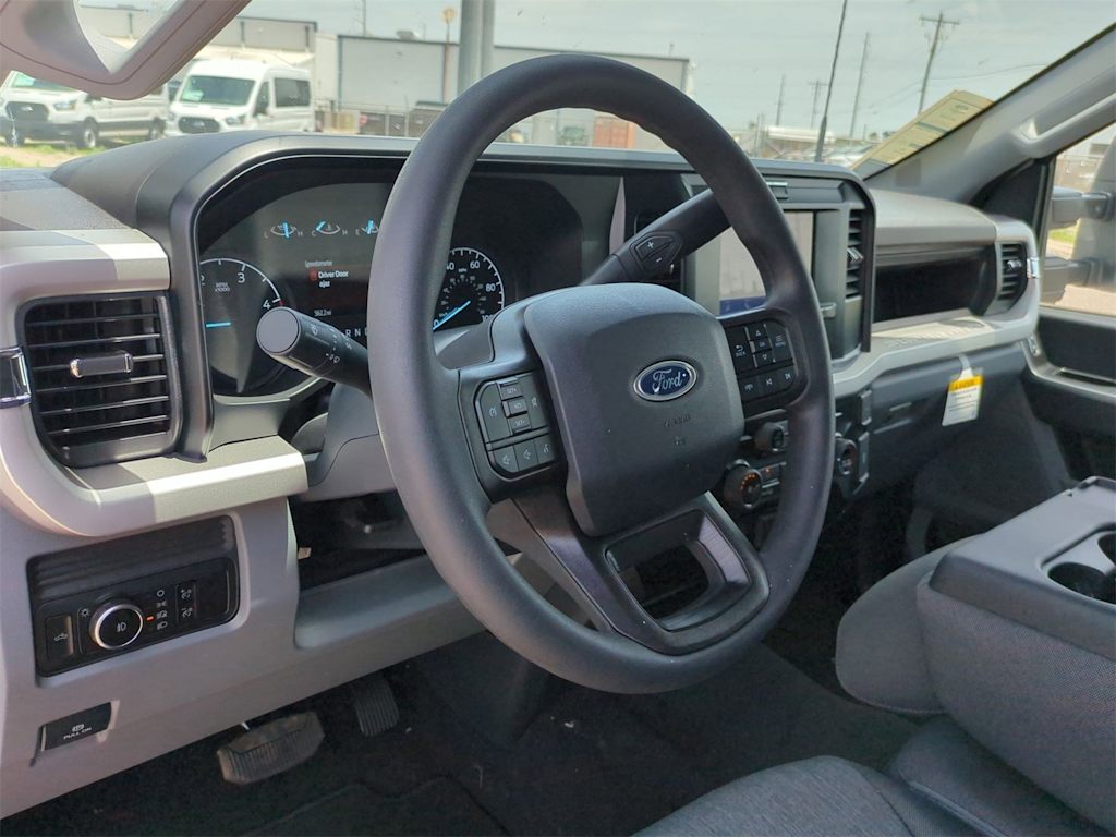 Thumbnail: 2025 Ford F-250 - 2