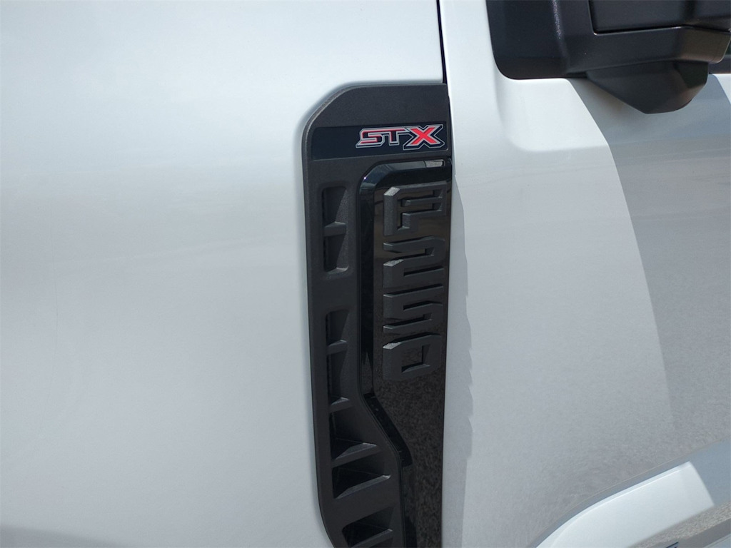 Thumbnail: 2025 Ford F-250 - 31