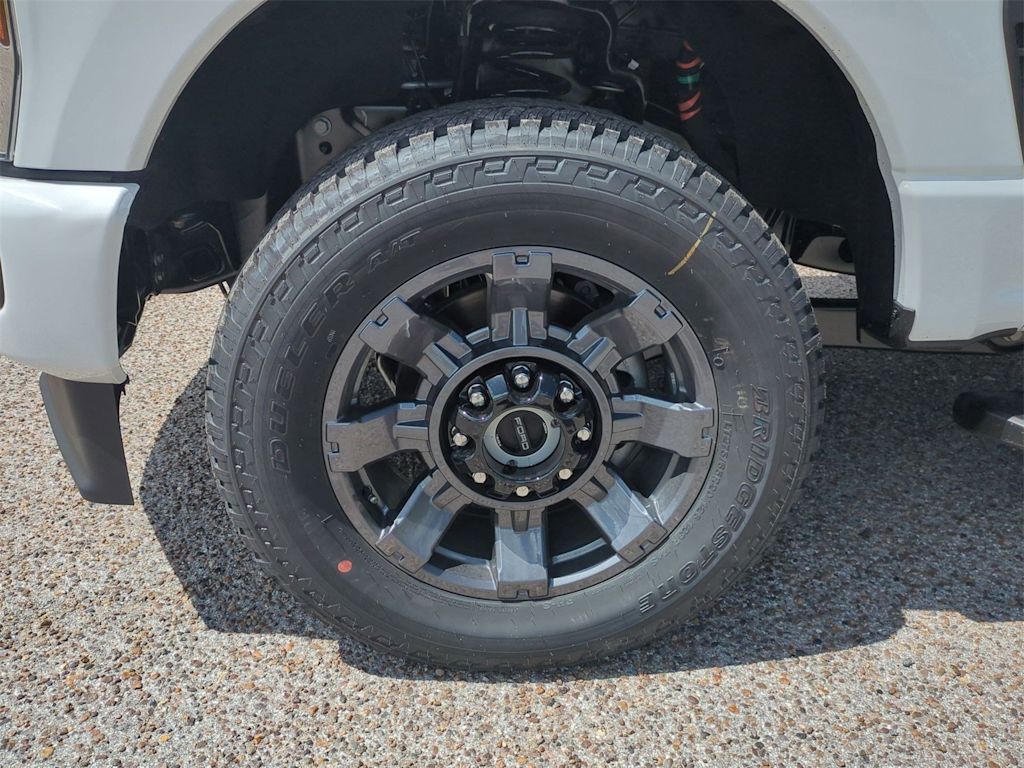 Thumbnail: 2025 Ford F-250 - 8