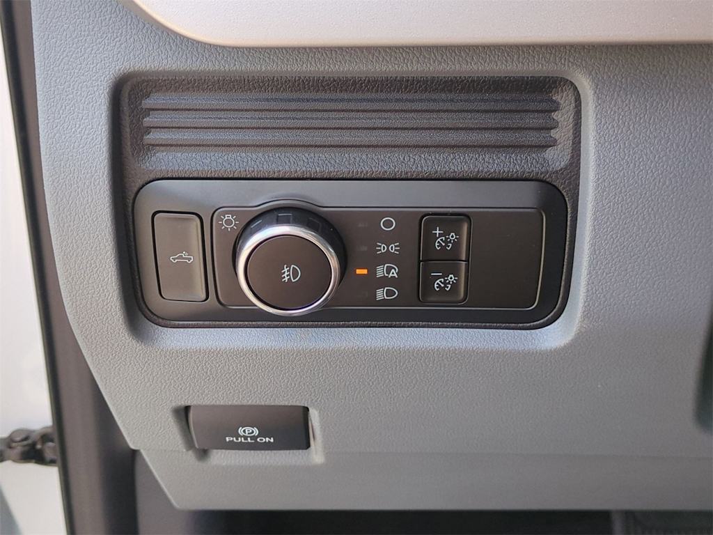 Thumbnail: 2025 Ford F-250 - 24