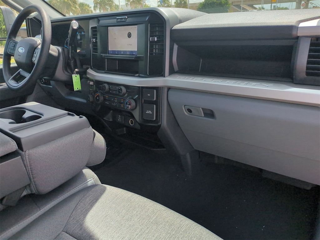 Thumbnail: 2025 Ford F-250 - 12