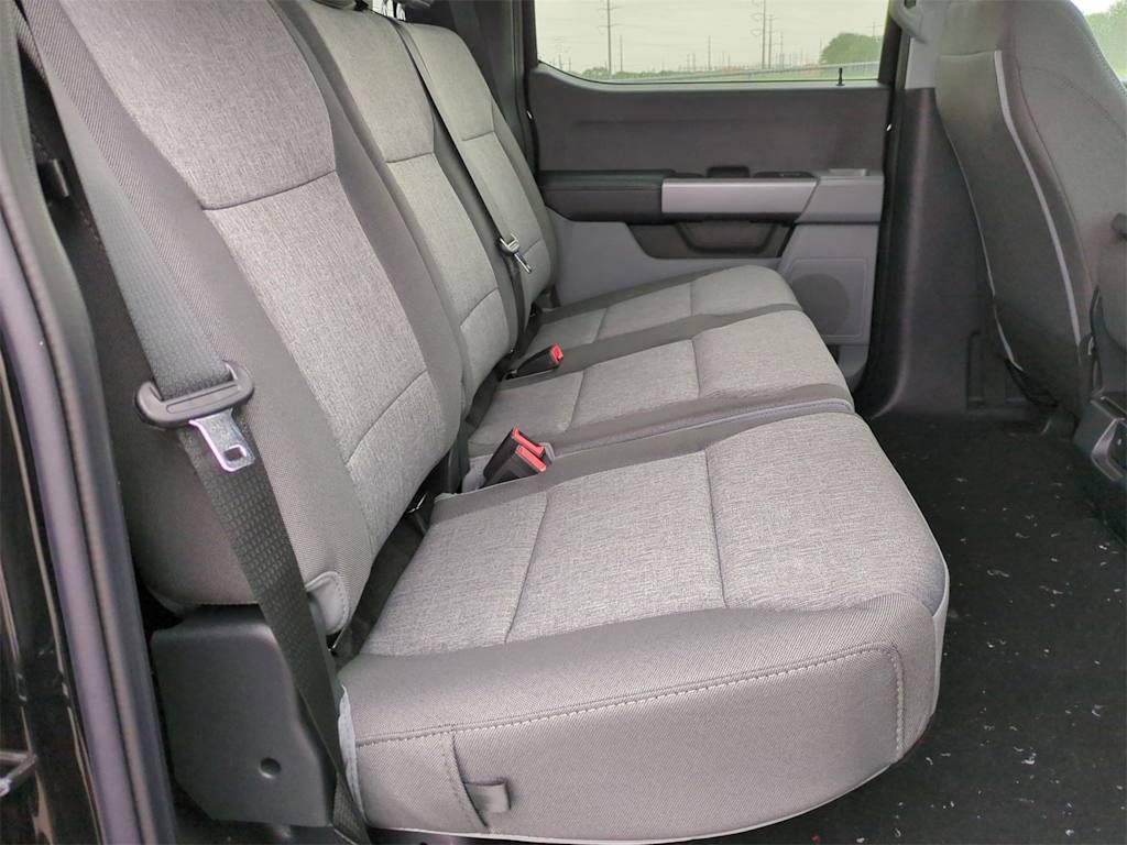 Thumbnail: 2025 Ford F-250 - 31