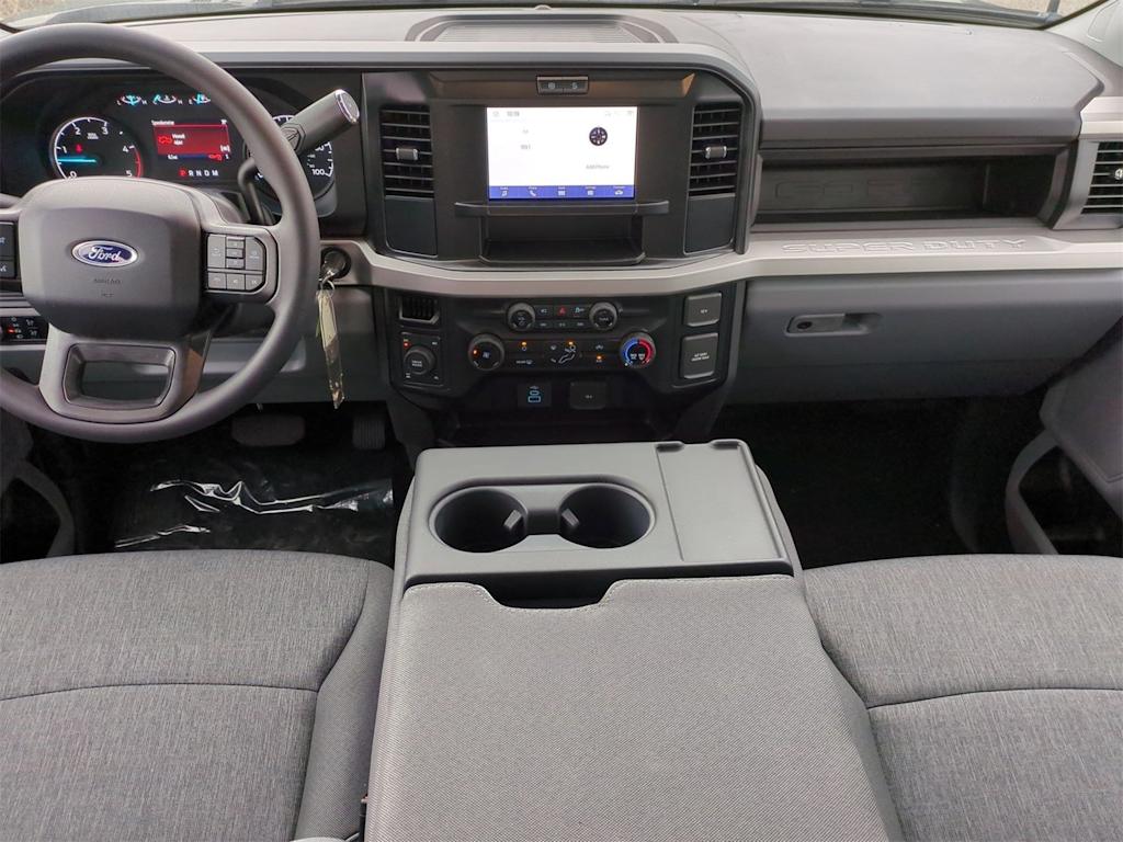 Thumbnail: 2025 Ford F-250 - 9