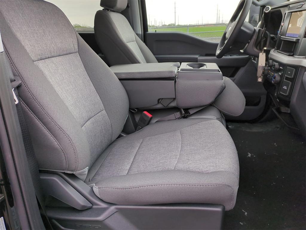 Thumbnail: 2025 Ford F-250 - 11