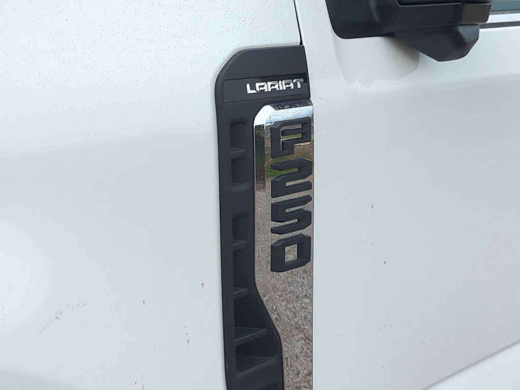 Thumbnail: 2026 Ford F-250 - 18
