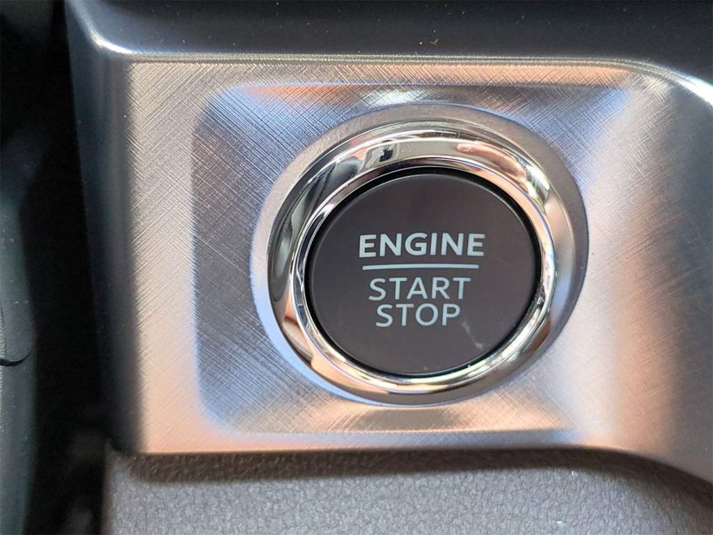 Thumbnail: 2025 Ford F-250 - 28