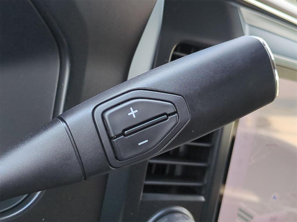 Thumbnail: 2025 Ford F-250 - 27