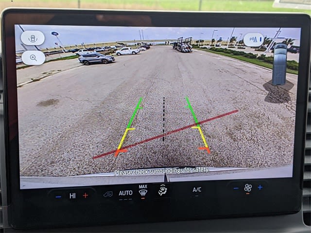 Thumbnail: 2023 Ford Econoline - 25