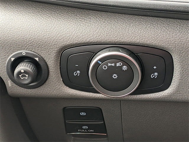 Thumbnail: 2023 Ford Econoline - 24