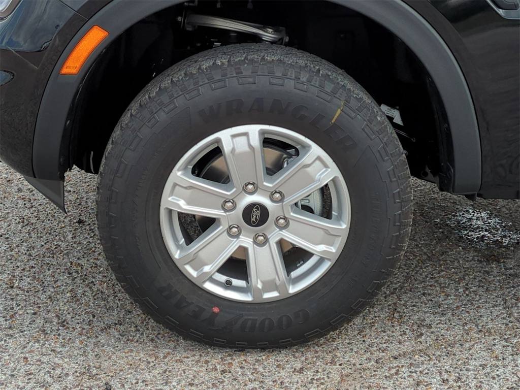 Thumbnail: 2025 Ford Ranger - 8