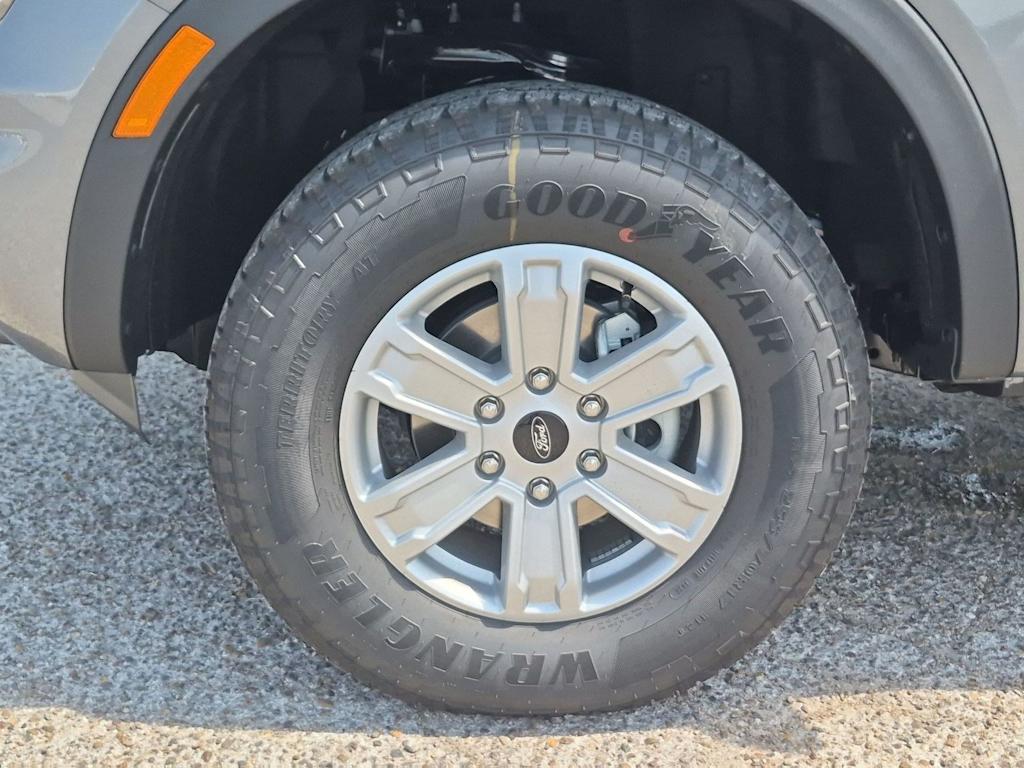 Thumbnail: 2026 Ford Ranger - 8