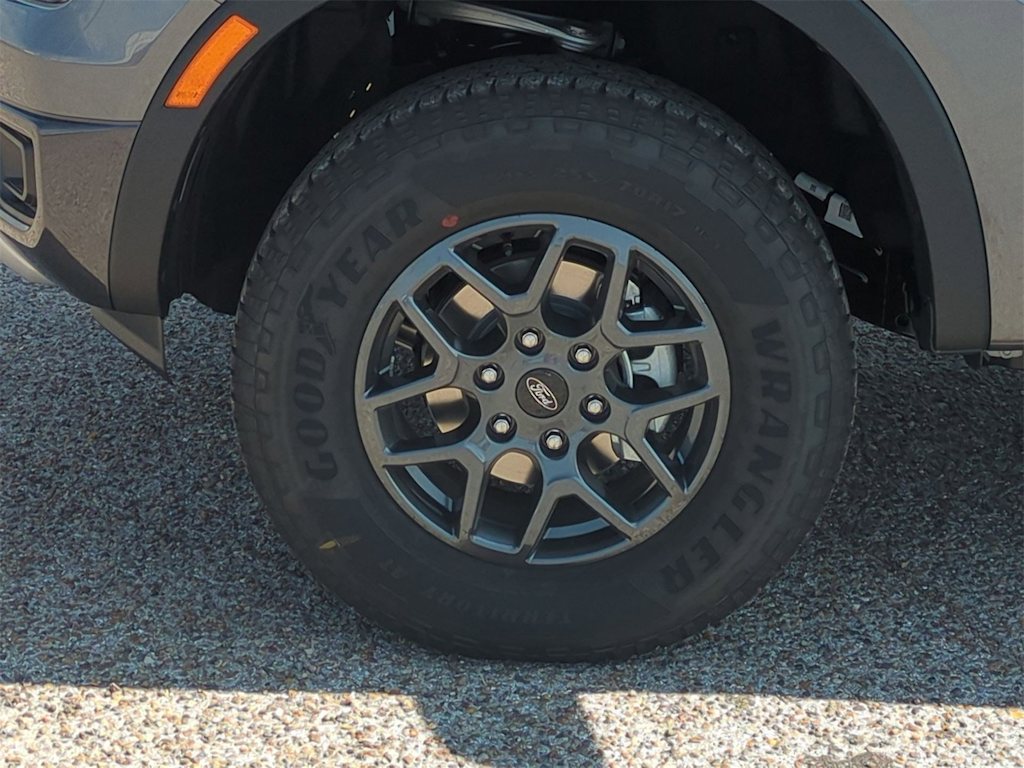 Thumbnail: 2025 Ford Ranger - 8