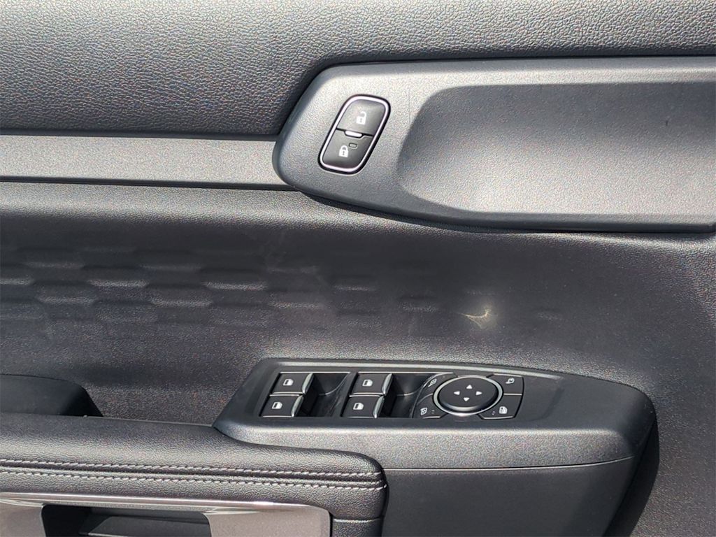 Thumbnail: 2025 Ford Ranger - 30