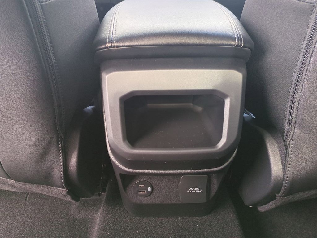 Thumbnail: 2025 Ford Ranger - 30