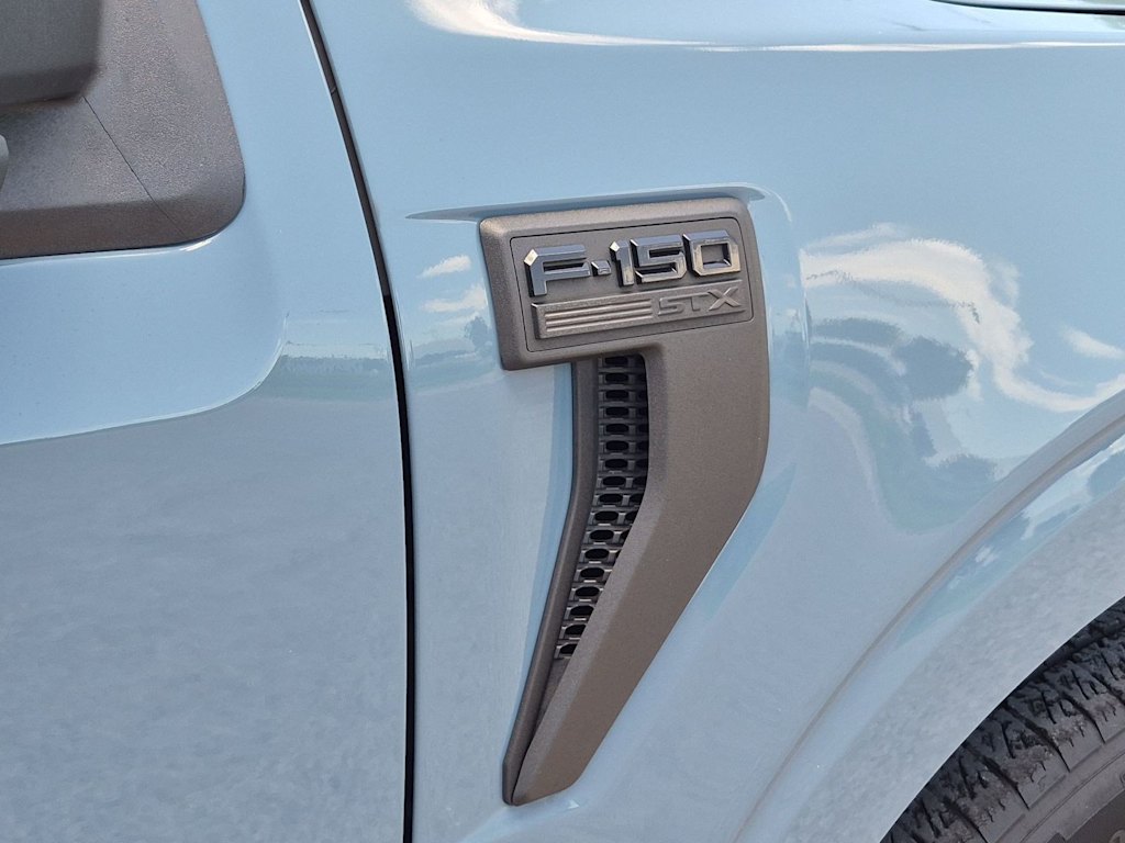 Thumbnail: 2023 Ford F-150 - 33