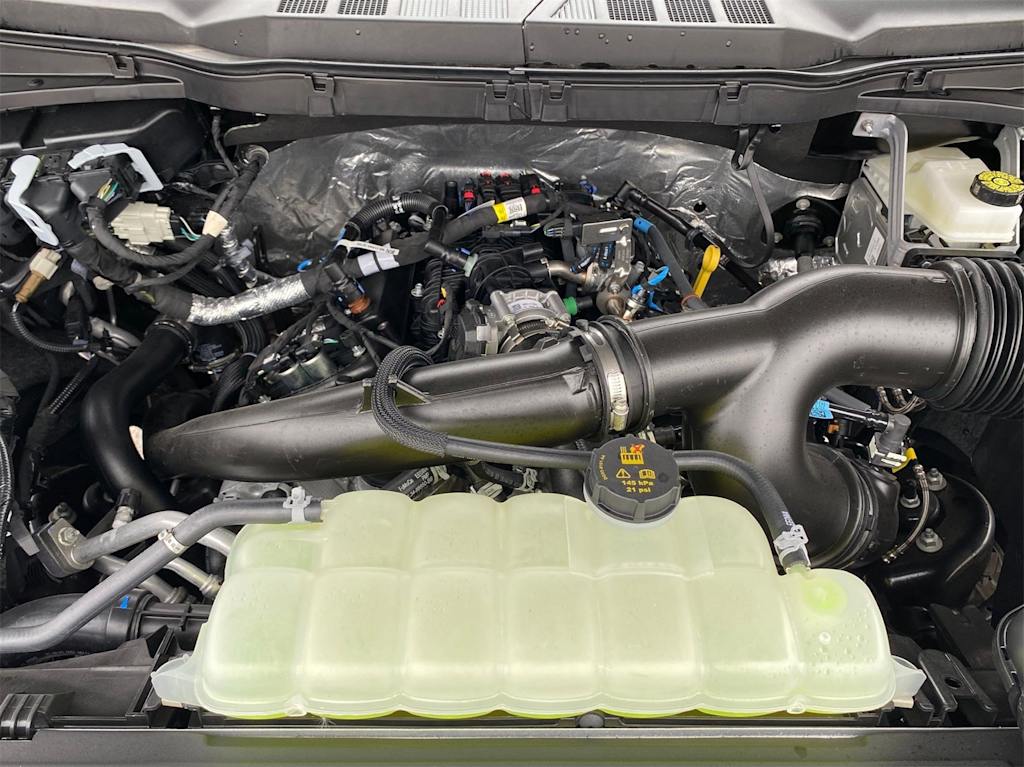 2025 Ford F-150 STX 9