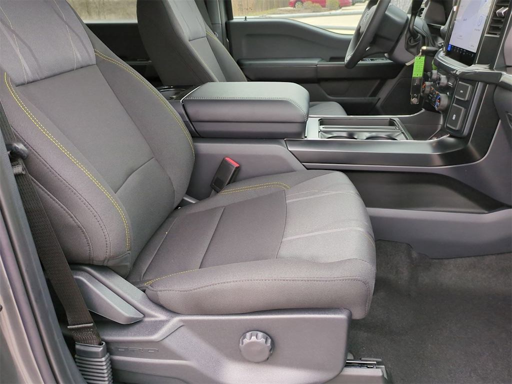 Thumbnail: 2025 Ford F-150 - 11