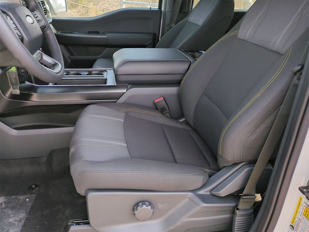 Thumbnail: 2025 Ford F-150 - 9