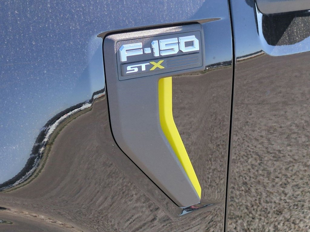 2025 Ford F-150 STX 31