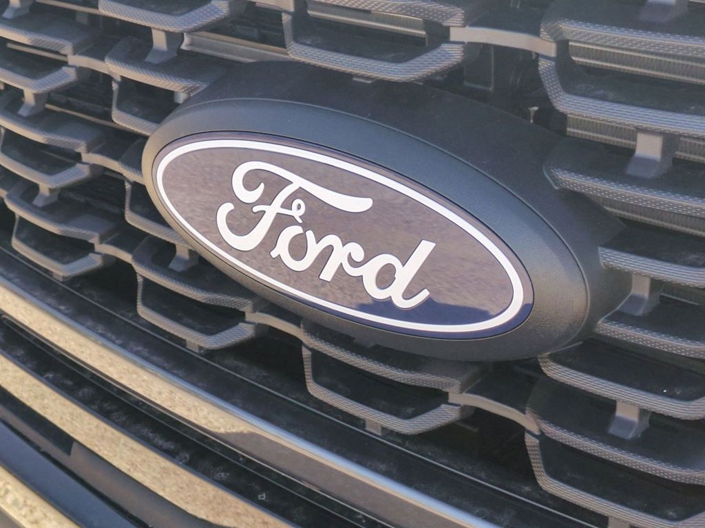 2025 Ford F-150 STX 6