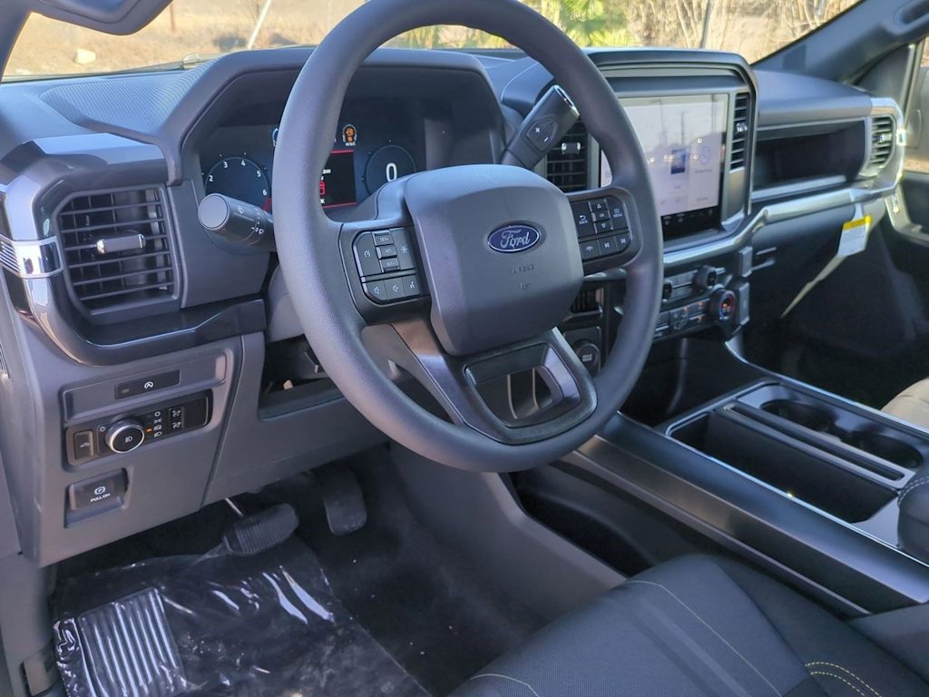 2025 Ford F-150 STX 2