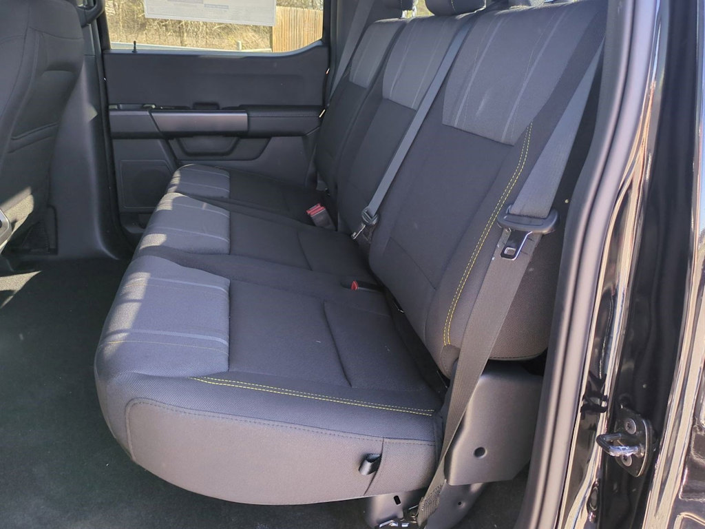 2025 Ford F-150 STX 11