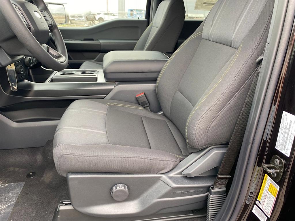 Thumbnail: 2025 Ford F-150 - 10