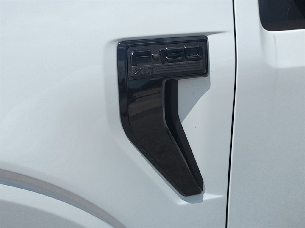 Thumbnail: 2025 Ford F-150 - 34
