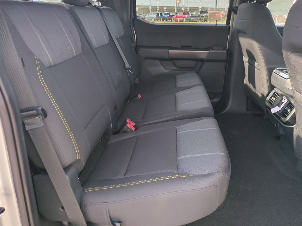 2025 Ford F-150 STX 31