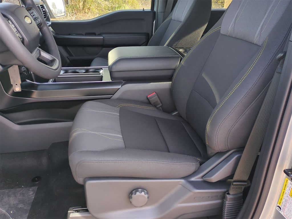 2025 Ford F-150 STX 10