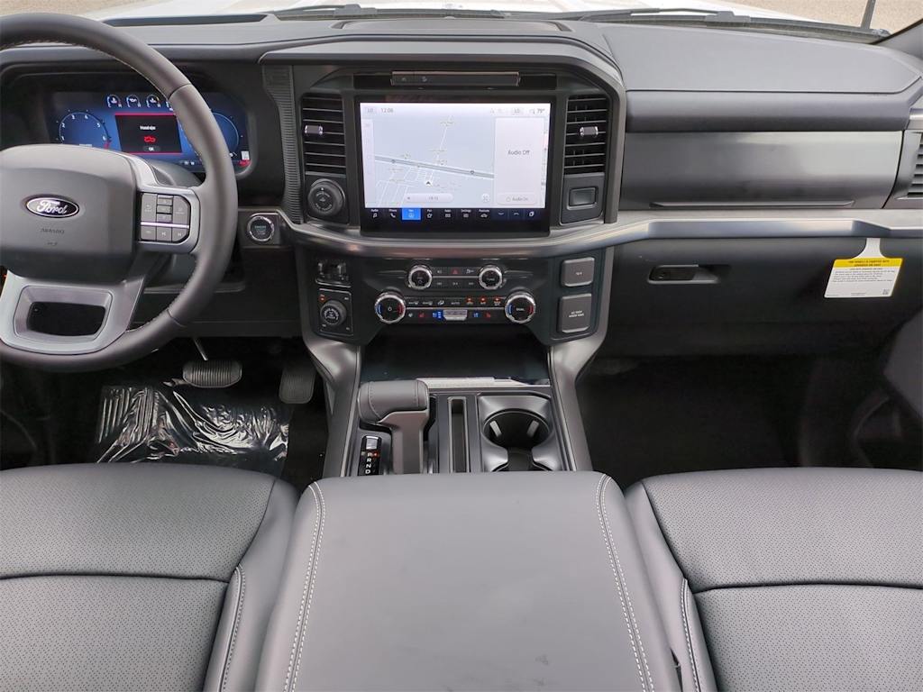 2025 Ford F-150 Lariat 9