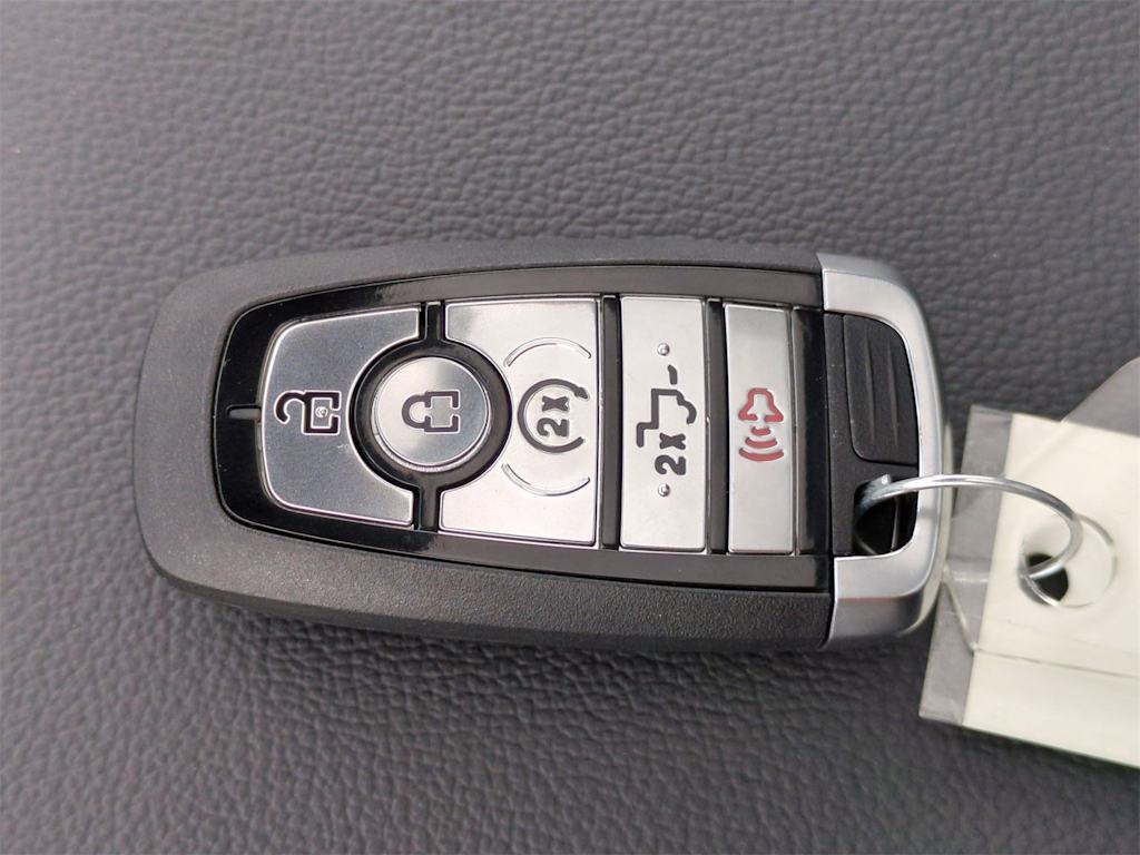 2025 Ford F-150 Lariat 18
