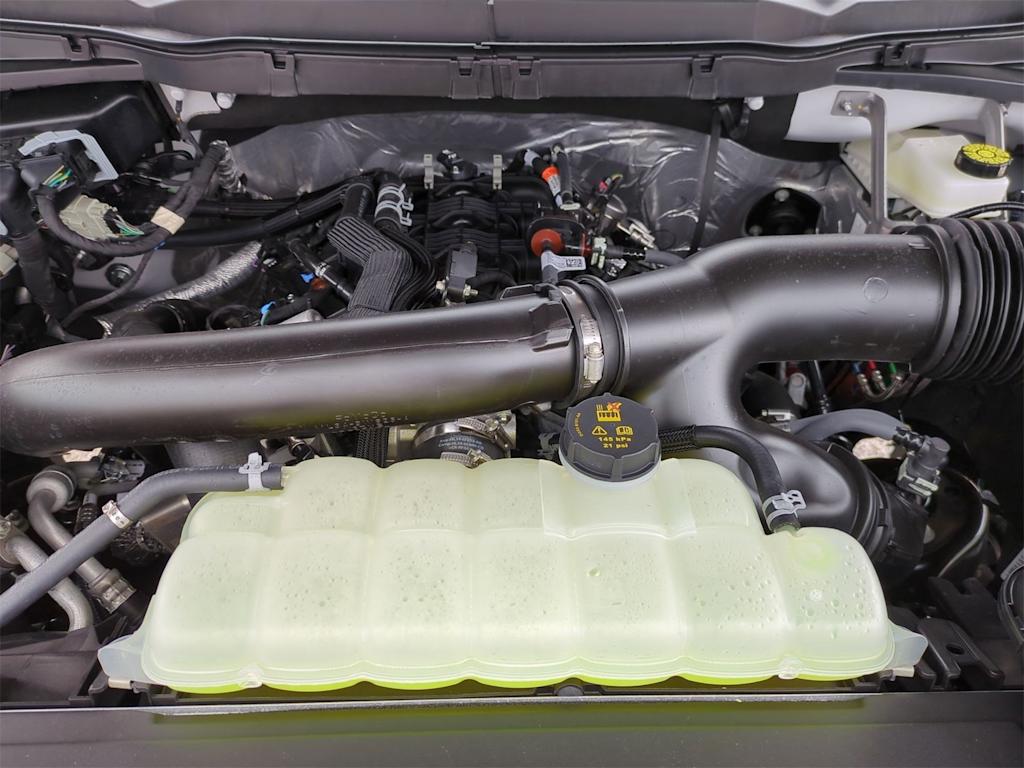 2025 Ford F-150 Lariat 8