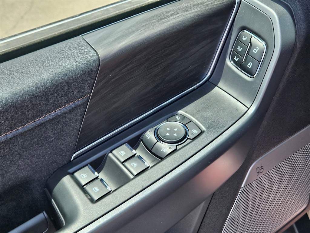 Thumbnail: 2025 Ford F-150 - 31