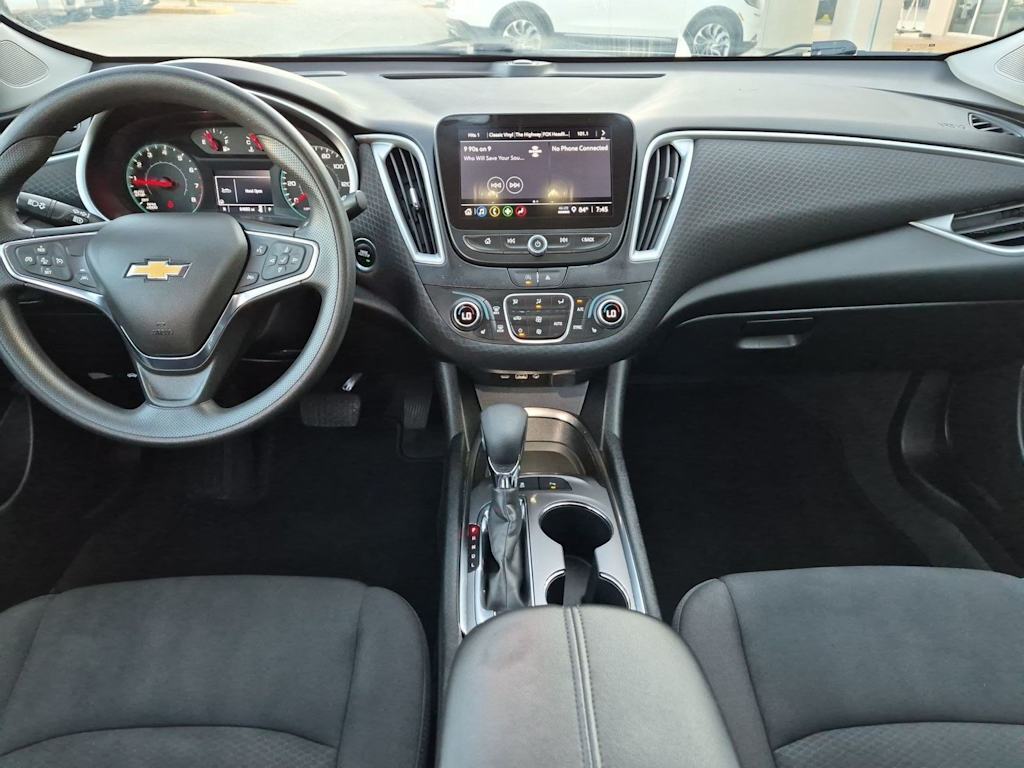 Thumbnail: 2024 Chevrolet Malibu - 10