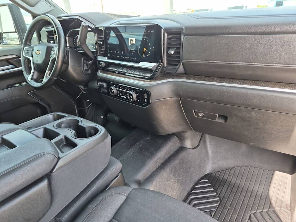 Thumbnail: 2024 Chevrolet Silverado 2500 - 14