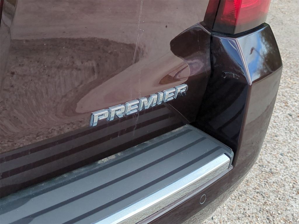 Thumbnail: 2020 Chevrolet Tahoe - 4