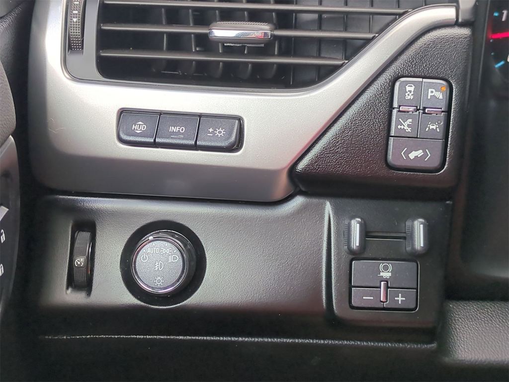 Thumbnail: 2020 Chevrolet Tahoe - 22