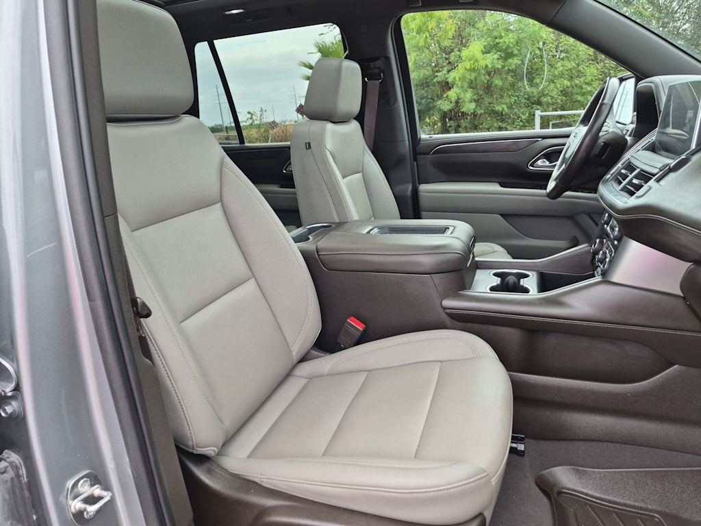 Thumbnail: 2023 Chevrolet Tahoe - 10
