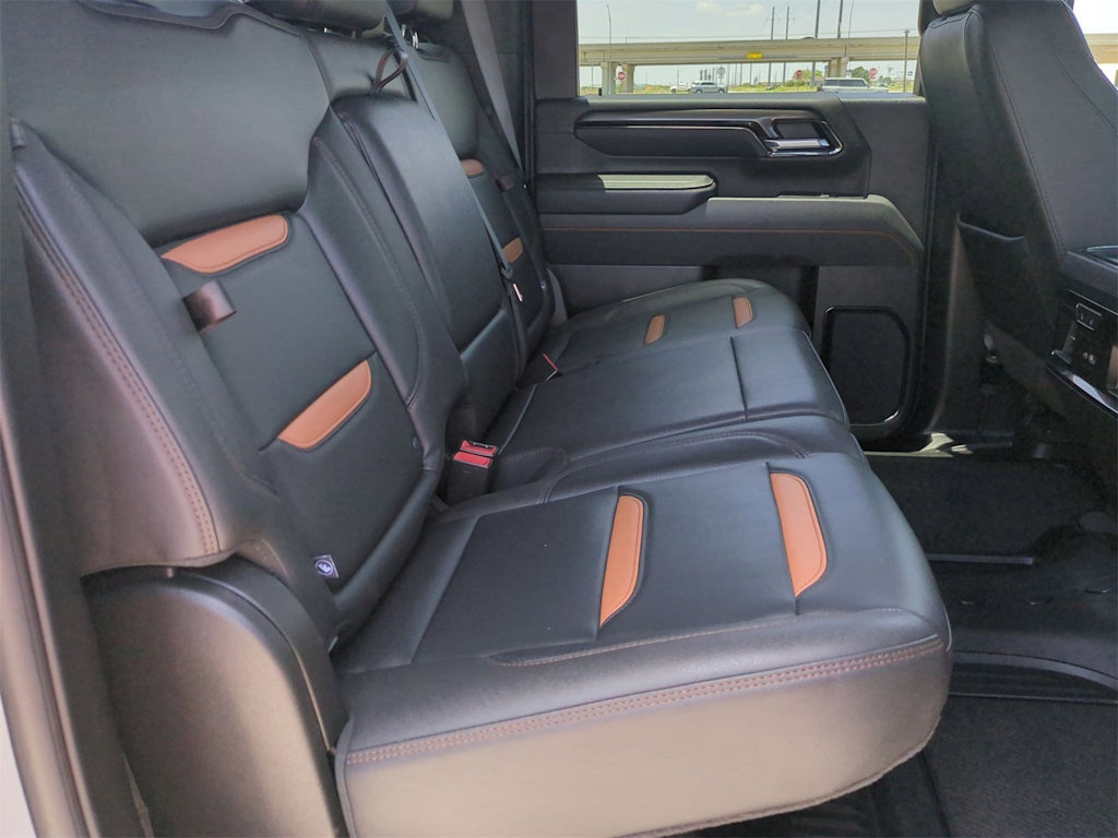 Thumbnail: 2025 GMC Sierra 2500 - 33