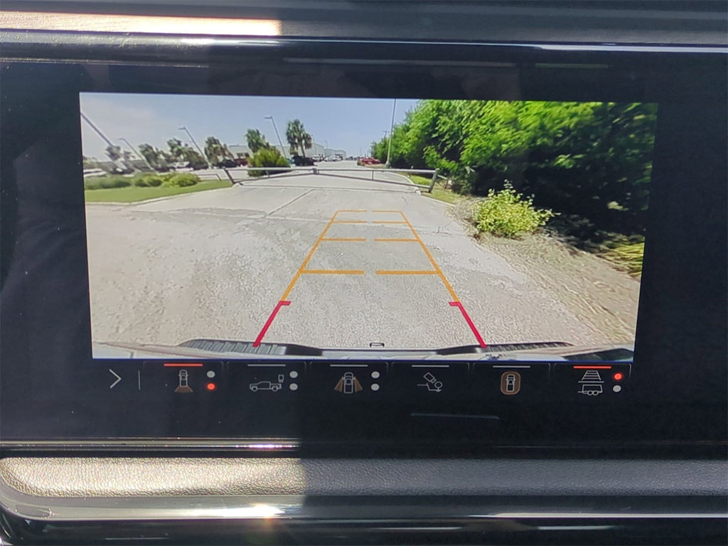 Thumbnail: 2025 GMC Sierra 2500 - 24